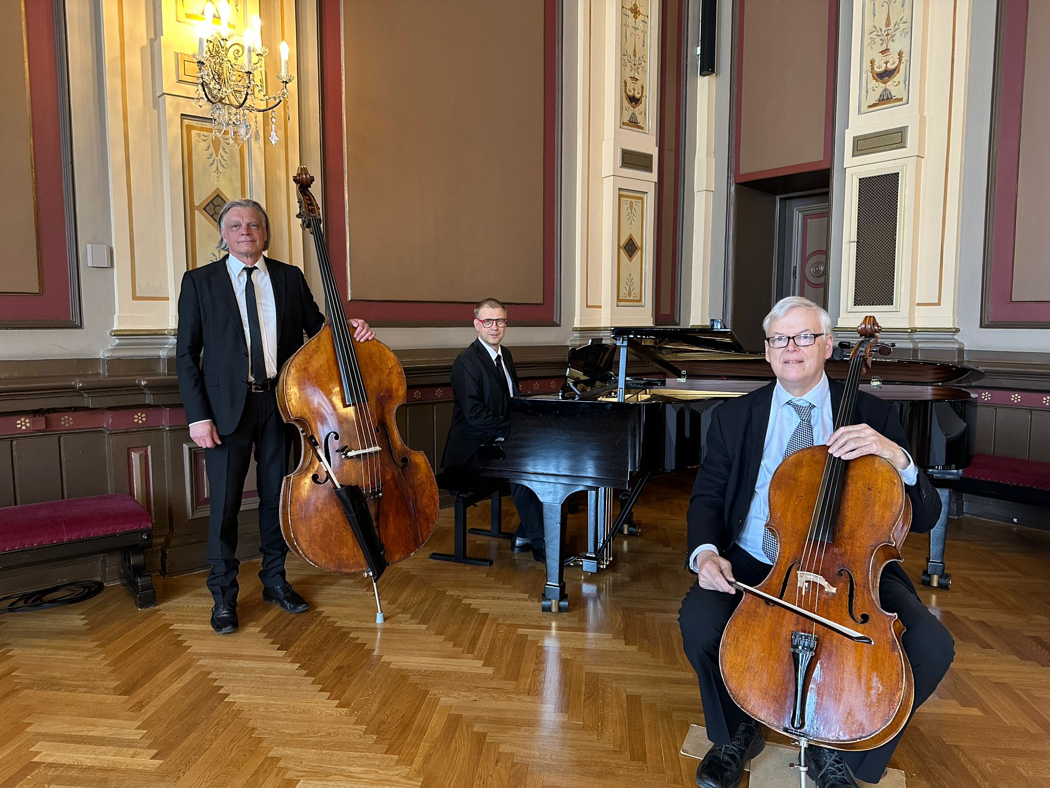 PHOTO-2025-06-03-17-47-56