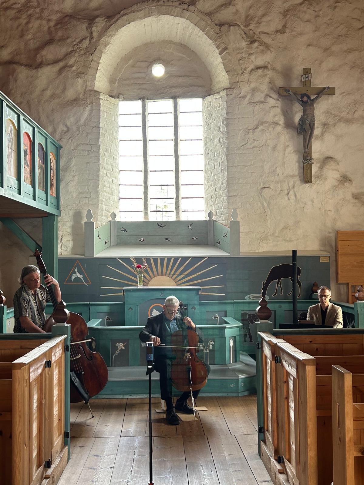 PHOTO-2025-08-10-18-53-42