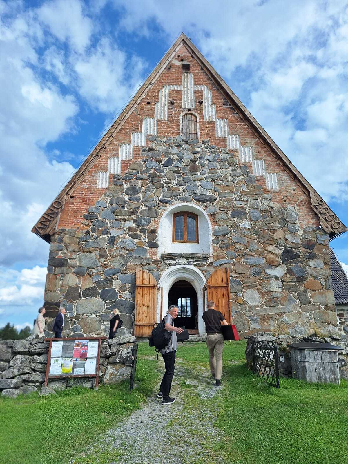 PHOTO-2025-08-10-19-39-27 PHOTO-2025-08-10-19-39-27